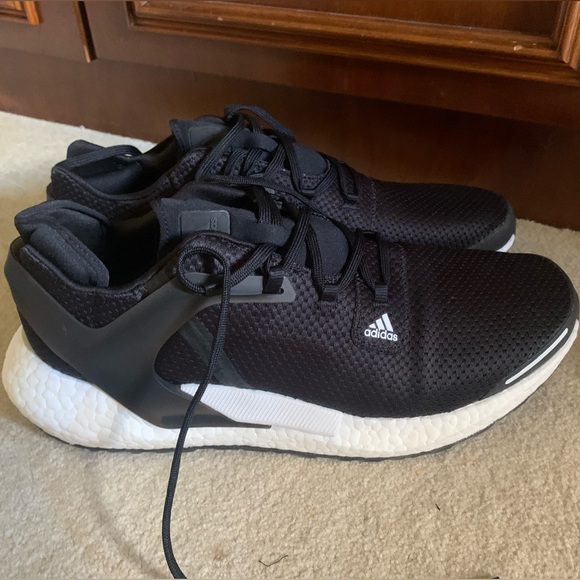 Adidas Mens running shoes, Size 13. - Picture 7 of 9